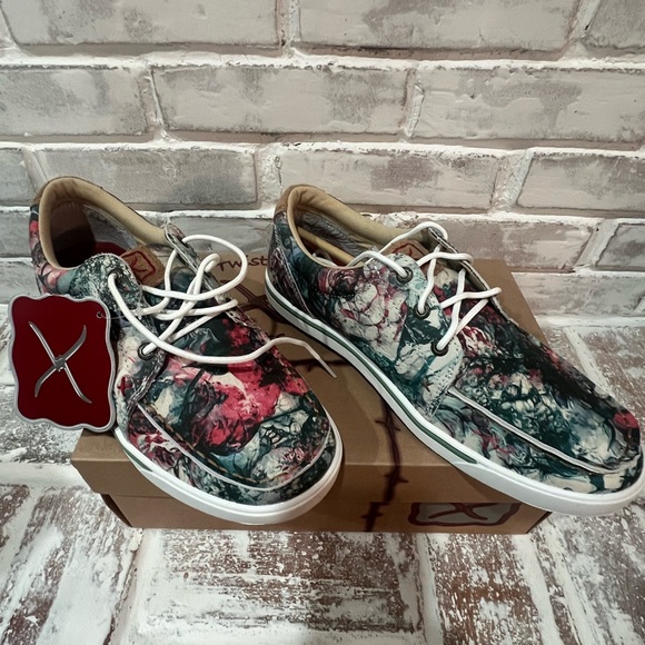 Twisted X Multicolor Women\'s Sneakers-New in Box